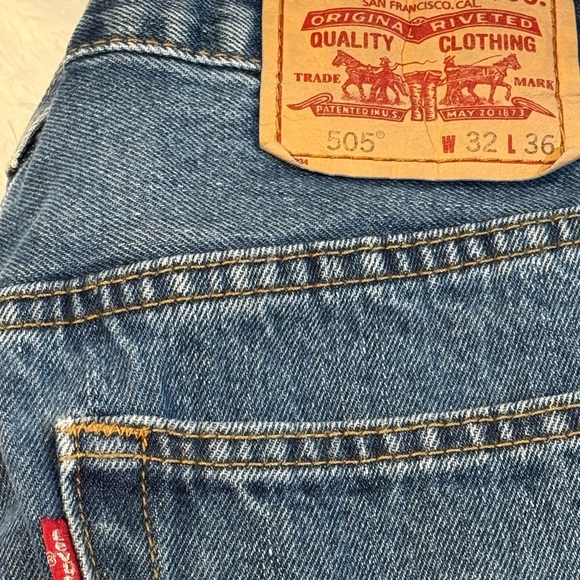 Vintage Levi’s 505, size 32/36 - Picture 3 of 6